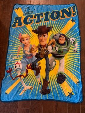 Northwest Disney Pixar Toy Story 4 "Takin' Action!" Micro Raschel Throw Blanket